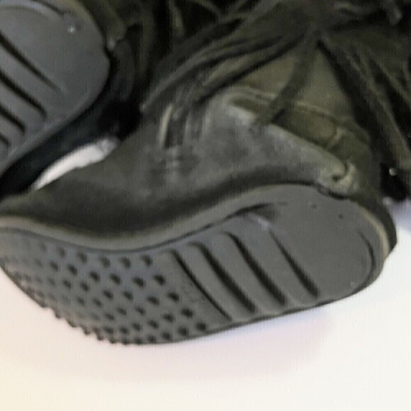 Minnetonka Moccasin Girls Black Boots 3 Layer Fringe Sz 12 Syle 2659 Leather - Picture 8 of 12